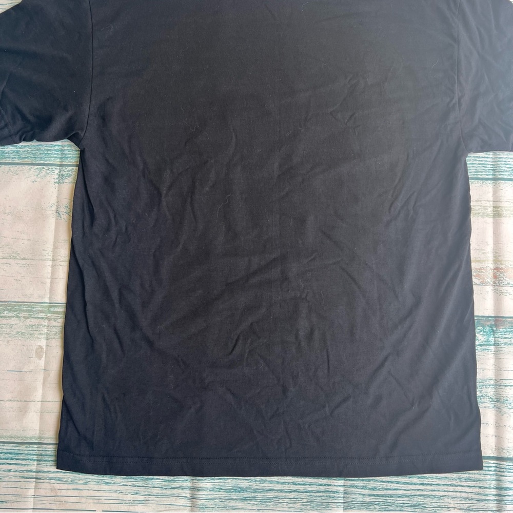 Streetwear Black Graphic T-Shirt with Money Power Respect Design - Picture 7 of 8